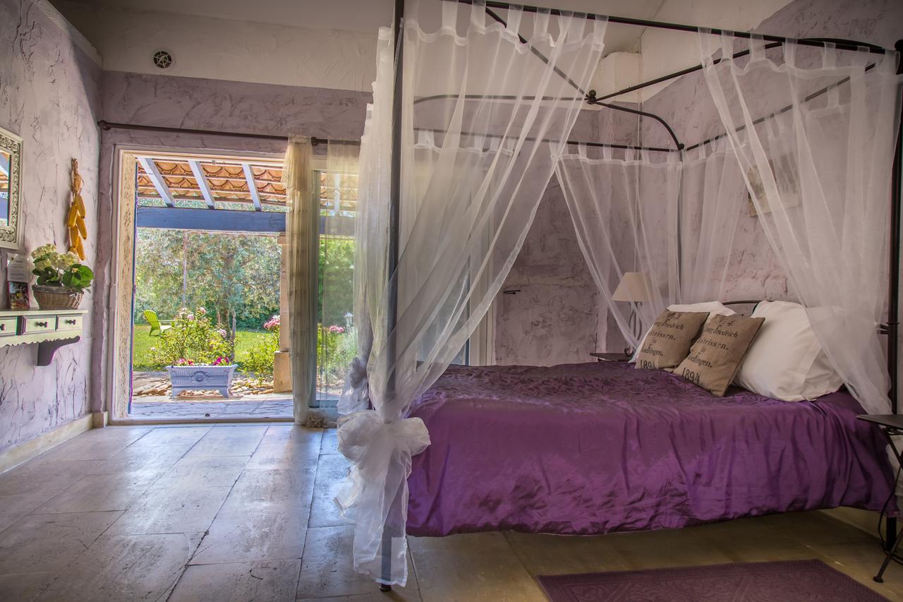 Mas De Shogol Bed & Breakfast Cavaillon